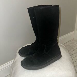 Tall Black UGGS with Zipper